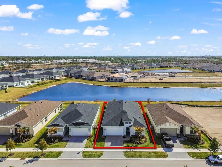 Property Photo: 13866 SE Timberoak Road FL 34984