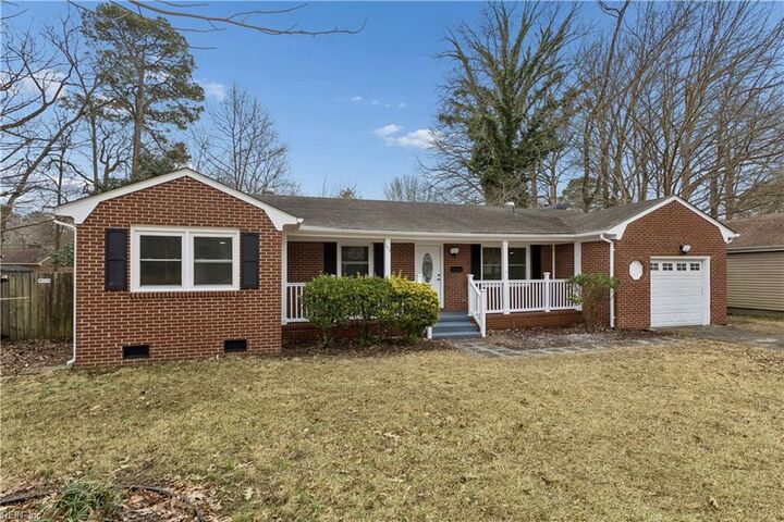 Property Photo:  109 Opal Dr  VA 23602 