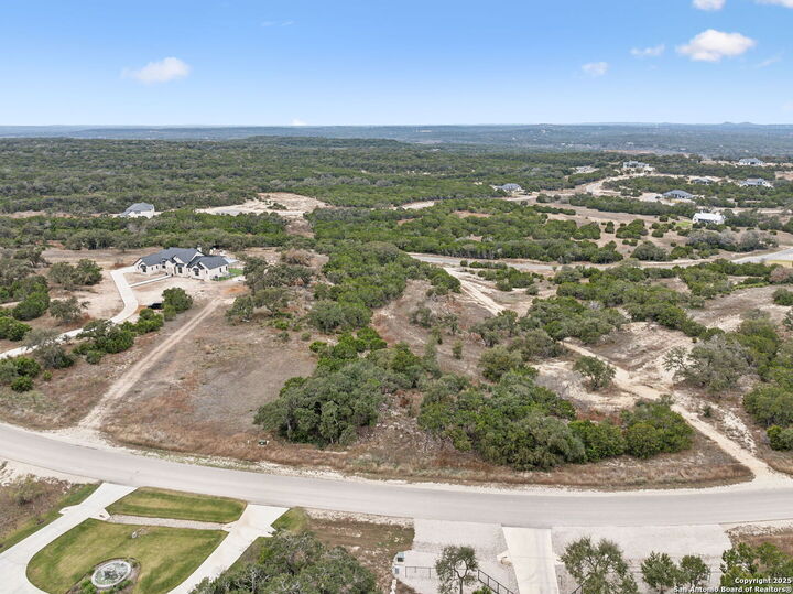 Property Photo: 1009 Malbec Loop TX 78133