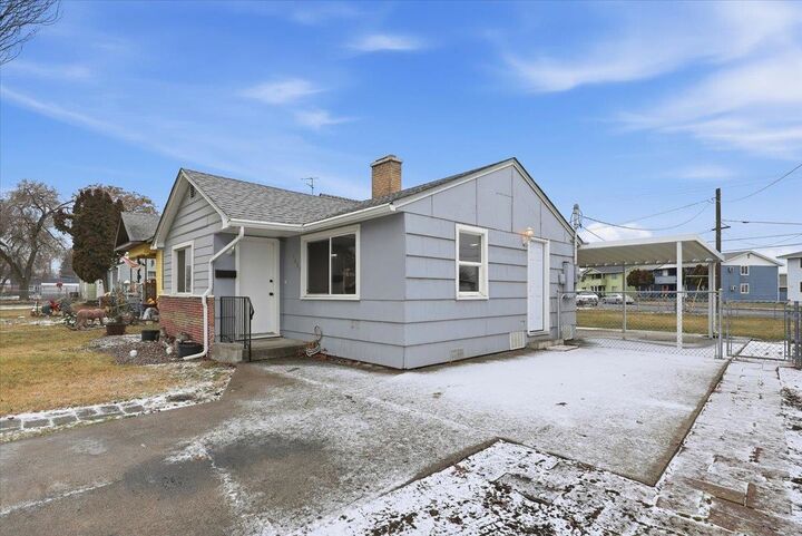 Property Photo: 1603 N Magnolia St WA 99207