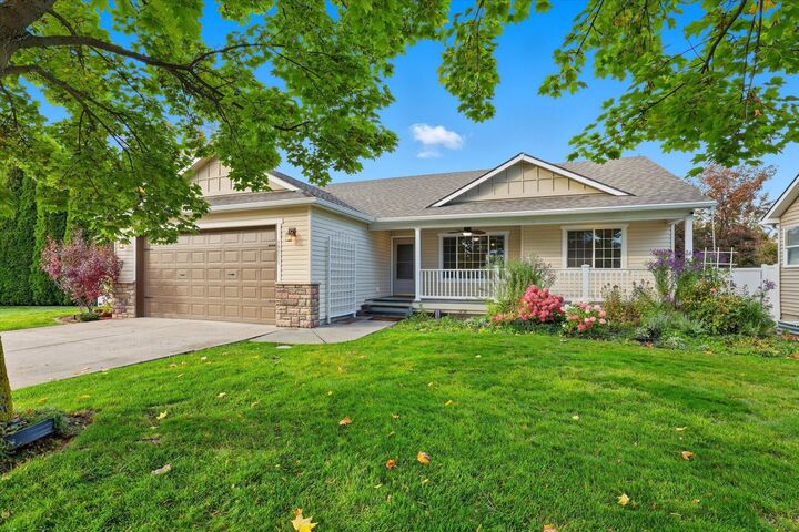 Property Photo:  19511 E Shannon Ave  WA 99016 