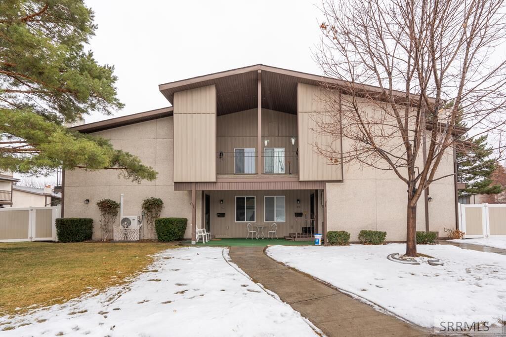 Property Photo:  1353 Woodruff Avenue  ID 83401 