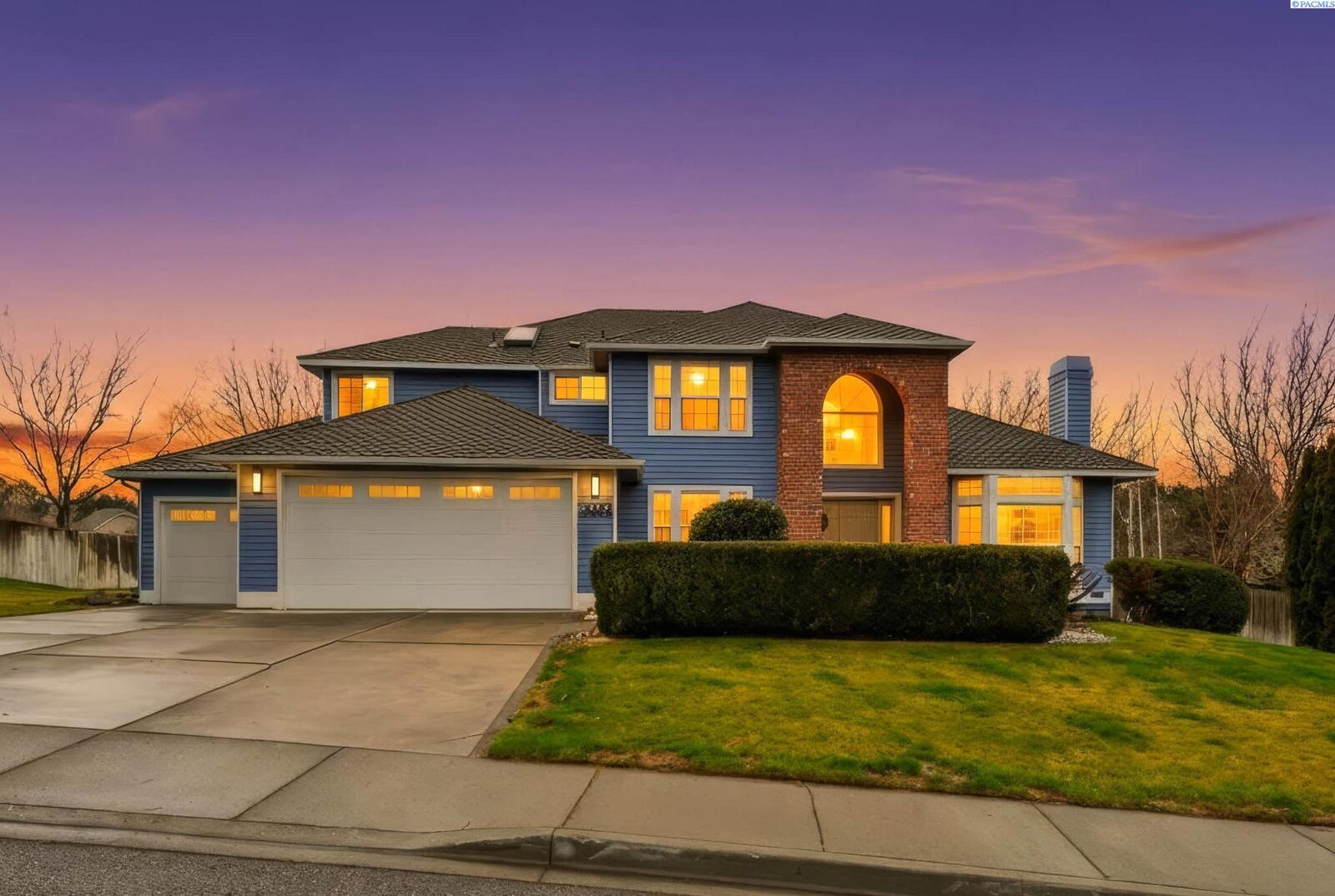 Property Photo: 4202 S Irby Loop WA 99337