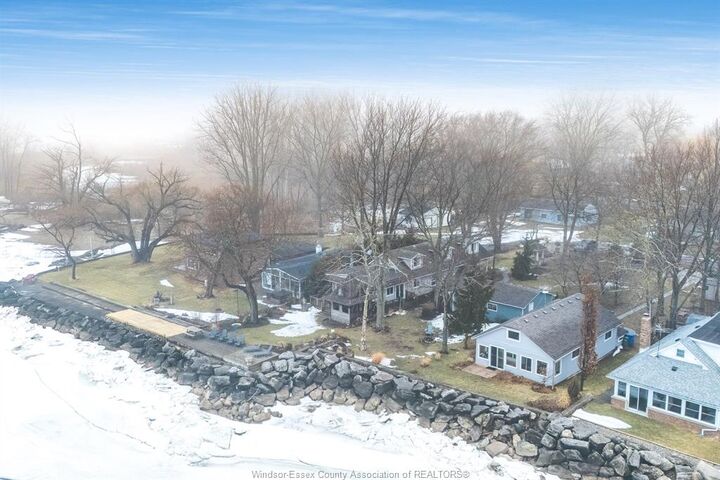 Property Photo: 927 Iler Beach Road ON N0R 1G0