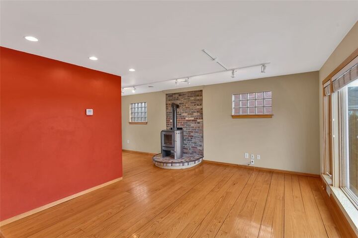 Property Photo:  8020 Lloyd Ave  PA 15218 