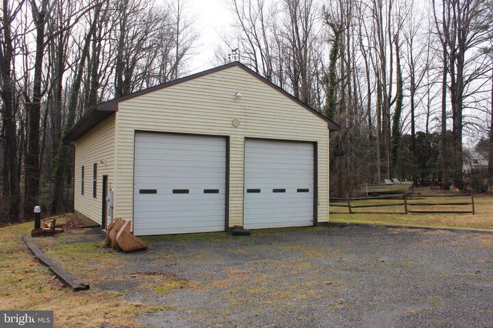 Property Photo: 43447 Drum Cliff Road MD 20636