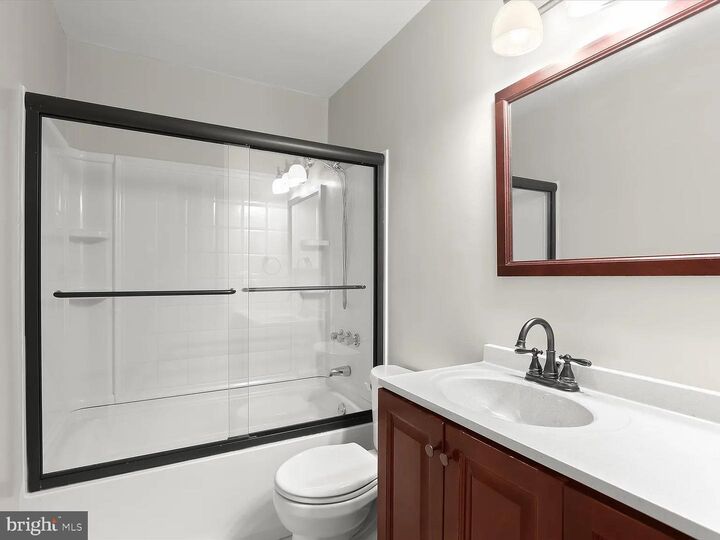 Property Photo: 9075 N Laurel Road G MD 20723