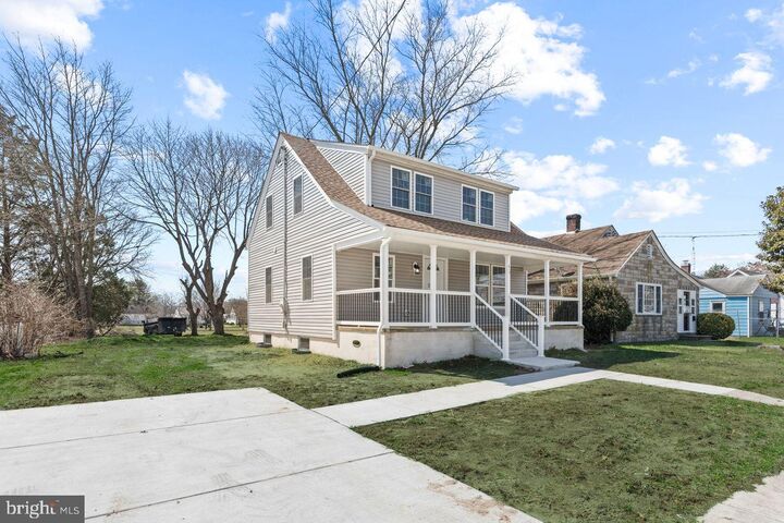 Property Photo: 912 SE 2nd Street DE 19963