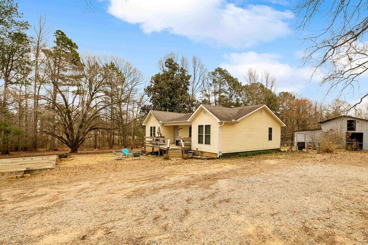 Property Photo:  1019 W Main Street  AR 72167 