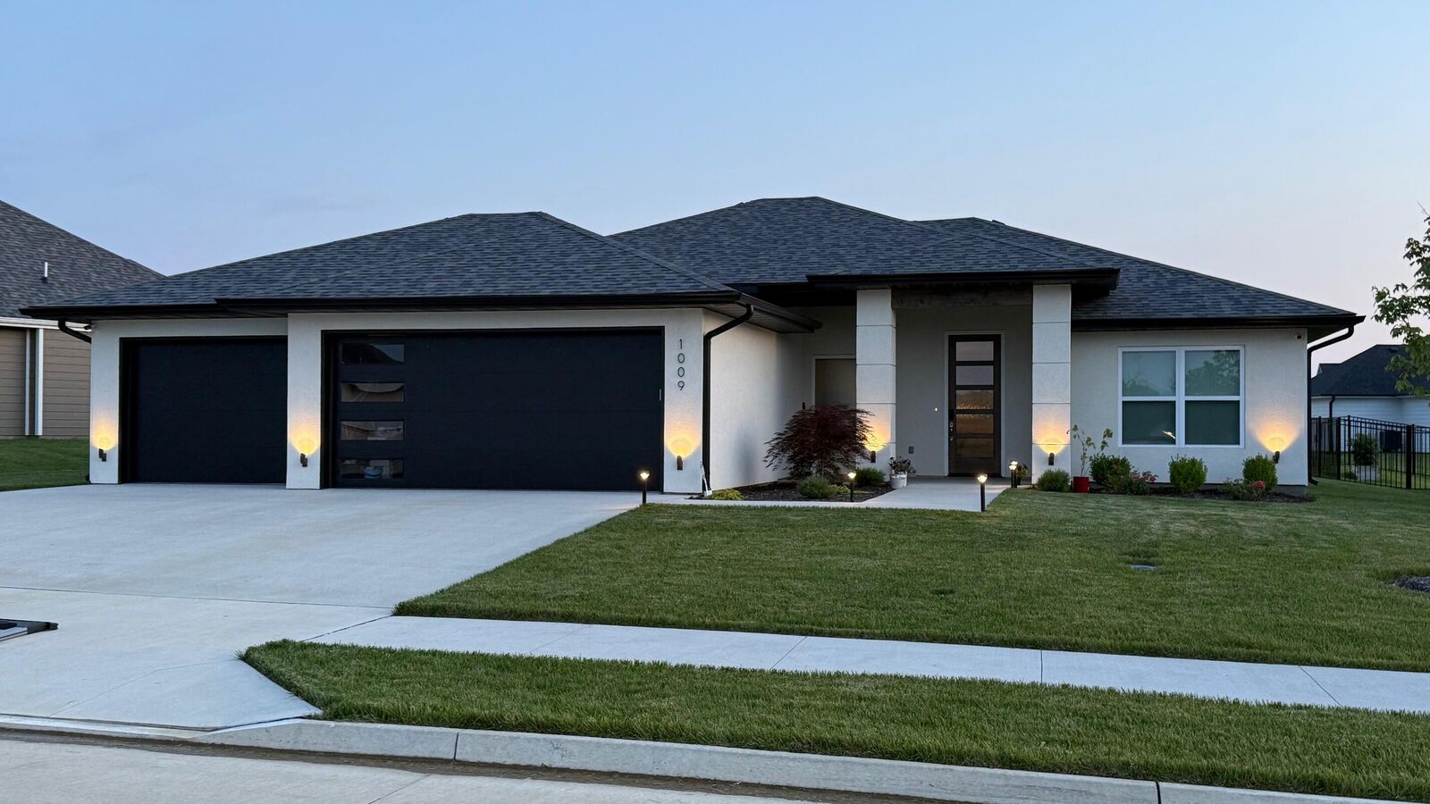 Property Photo:  1009 Spyglass Ct  MO 65201 