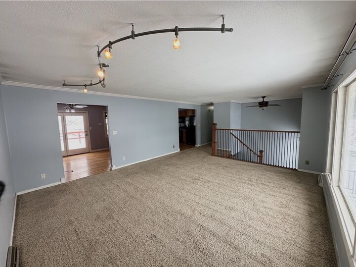 Property Photo: 3538 Elmwood Ct NE IA 52402