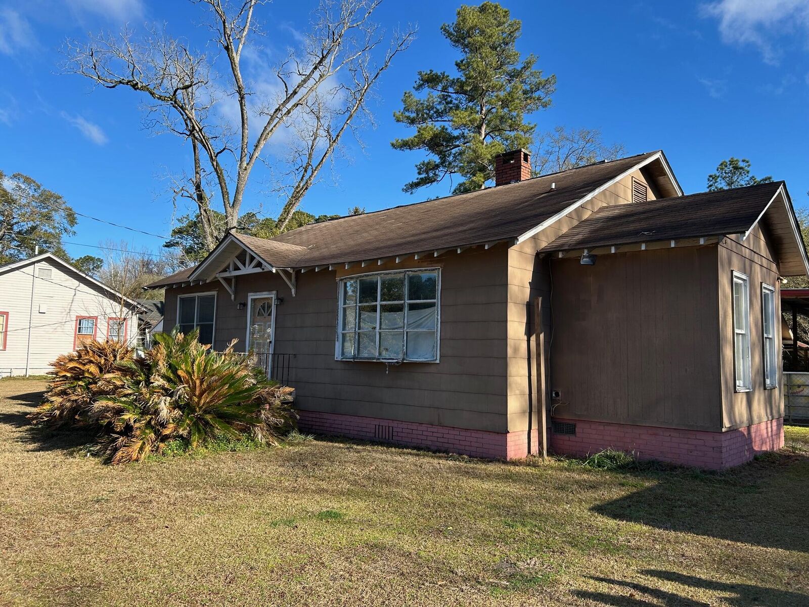 Property Photo:  100 W Pine Street  SC 29944 