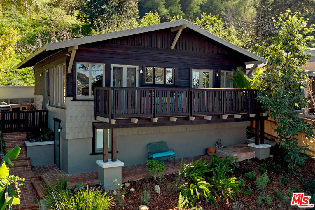 Property Photo:  4026 Berenice Ave  CA 90031 