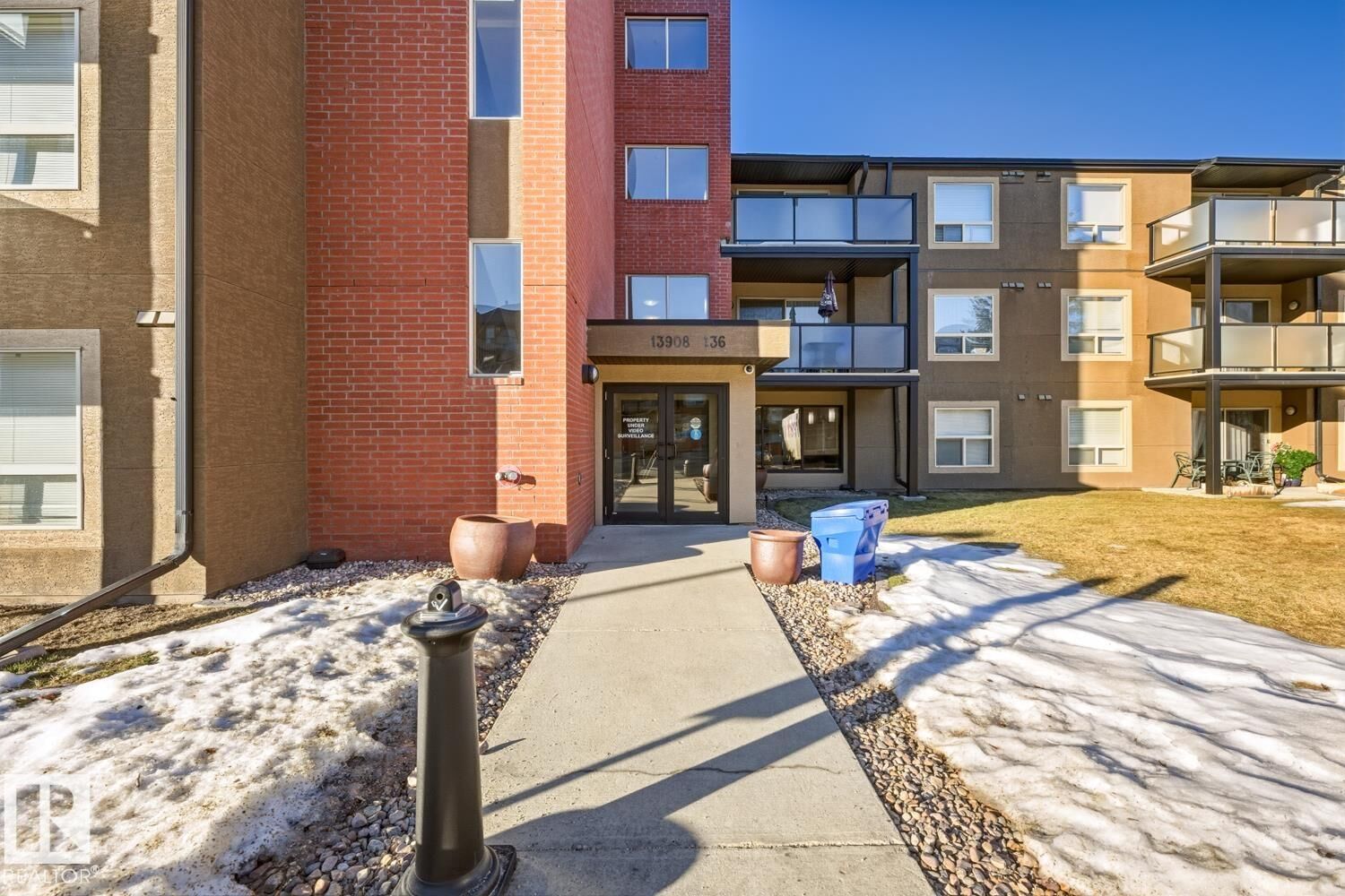 Property Photo:  13908 136 Street NW 414  AB T6V 1Y4 