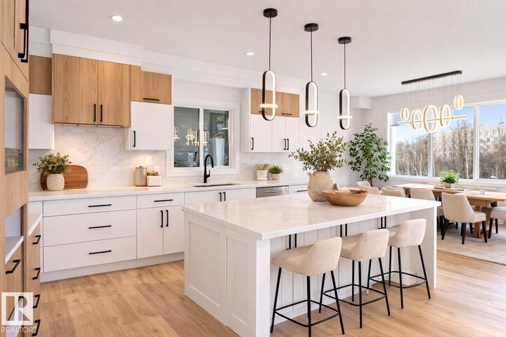 Property Photo: 43 Norwyck Way AB T7X 3G5