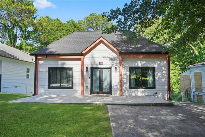 Property Photo:  705 S Grand Avenue NW  GA 30318 