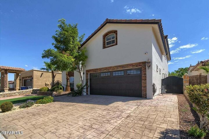 Property Photo: 3092 Coyote Point Place TX 79938