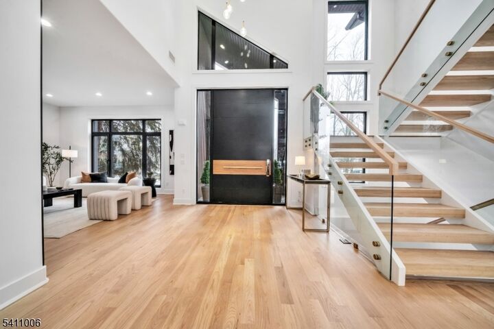 Property Photo:  17 Belvedere Drive  NJ 07039 