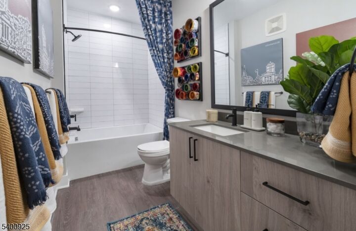 Property Photo:  100 Union St 351  NJ 07202 