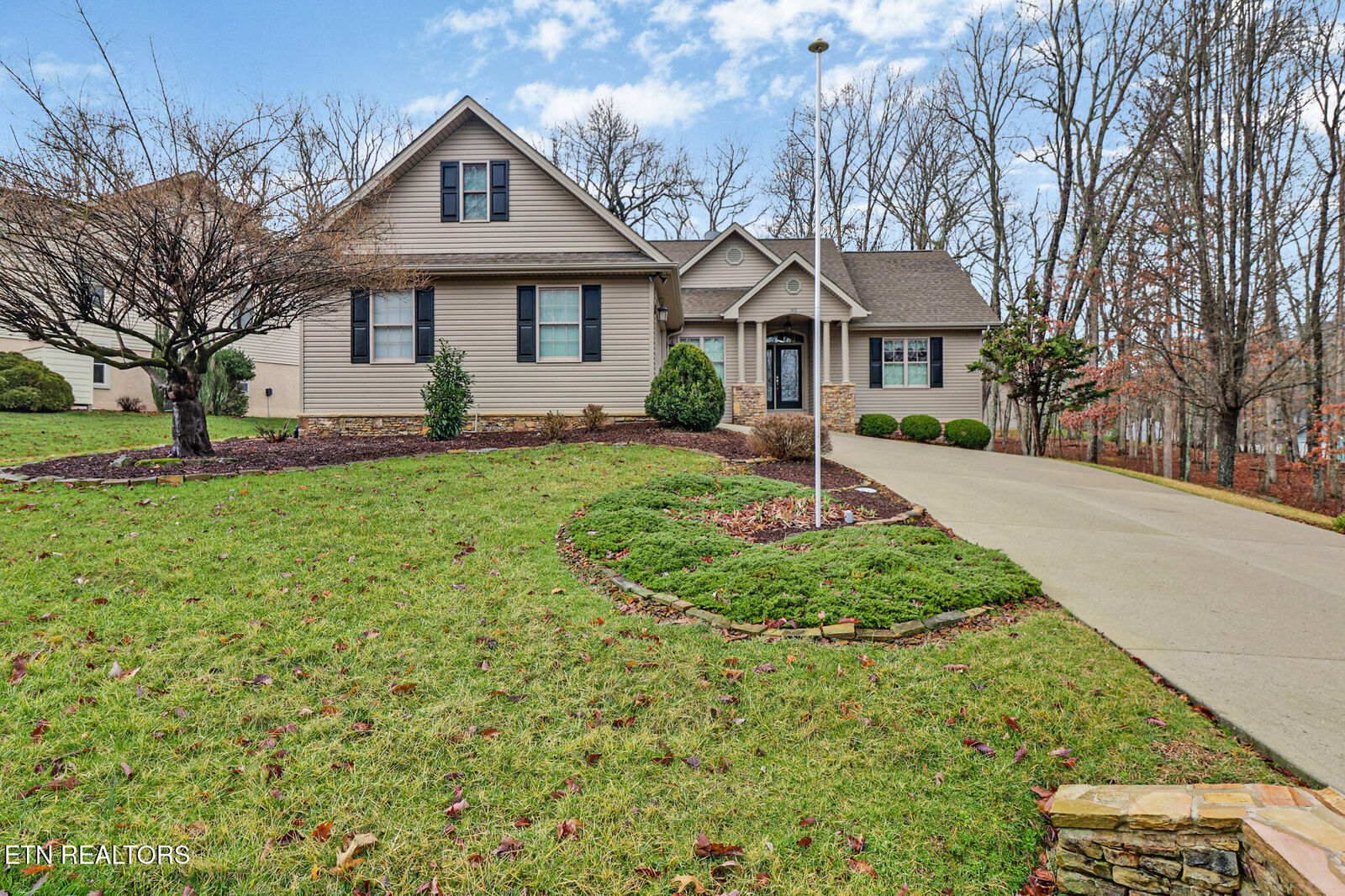 Property Photo:  145 Trentwood Drive  TN 38558 