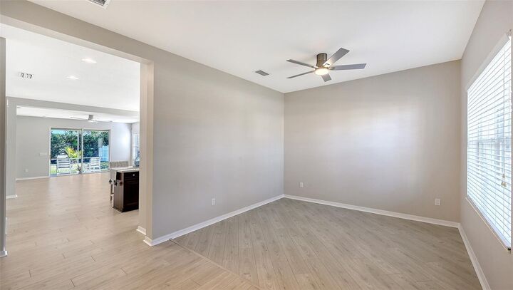 Property Photo:  1635 White Breeze Cove  FL 34208 