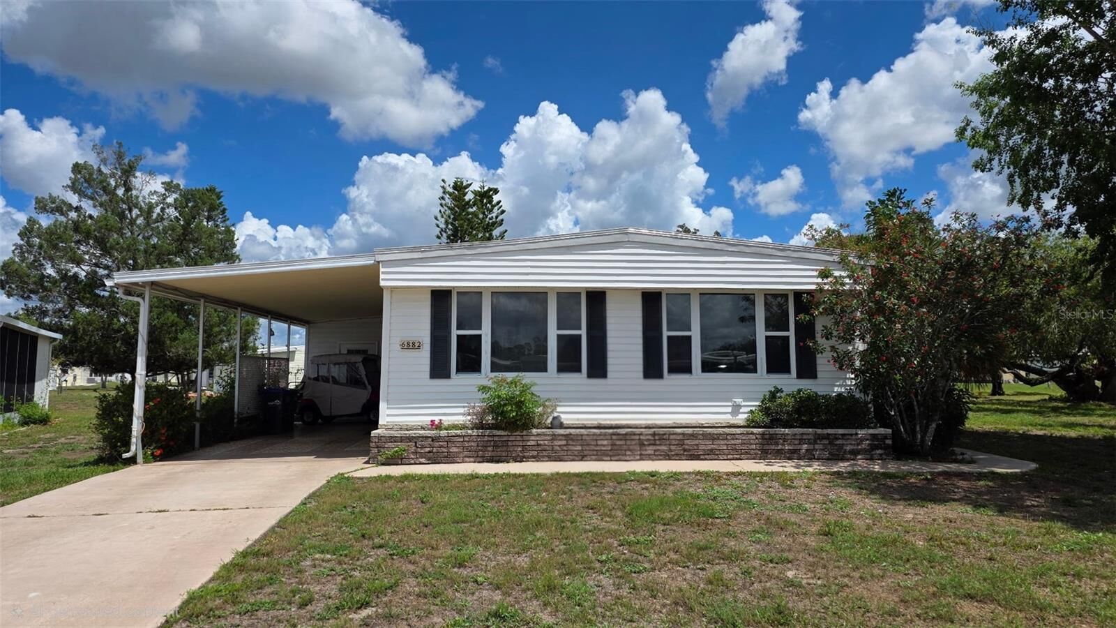 Property Photo:  6882 Holo Court  FL 34287 