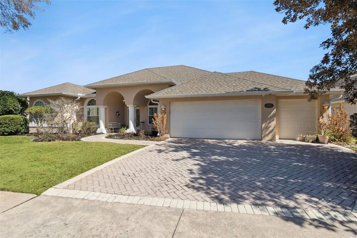 Property Photo: 1500 Edgewater Drive FL 32757