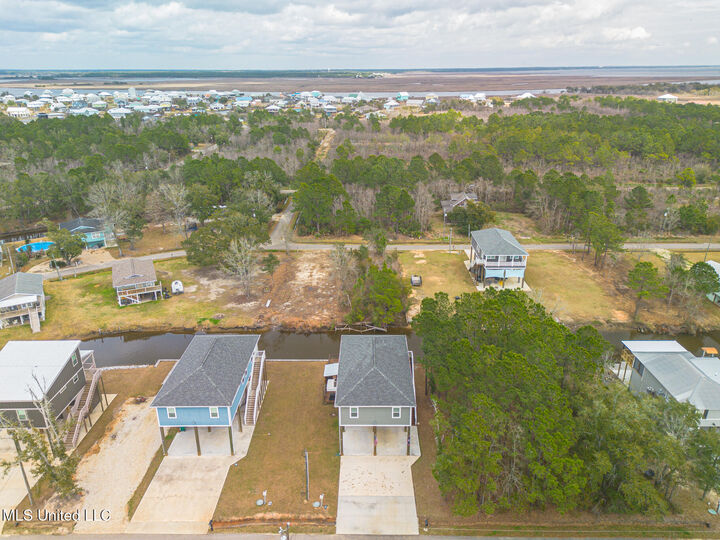 Property Photo:  4062 Blue Jay Street  MS 39520 