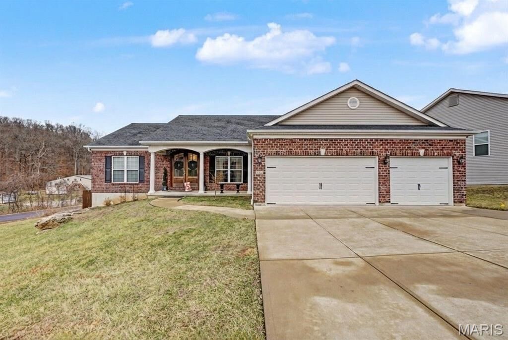 Property Photo:  1702 Springbrook Drive  MO 63012 