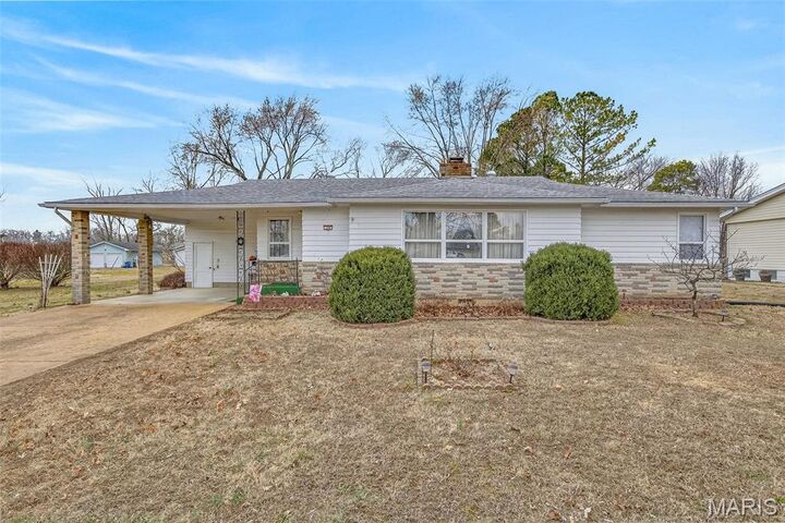 Property Photo:  109 S Madison Street  MO 63601 