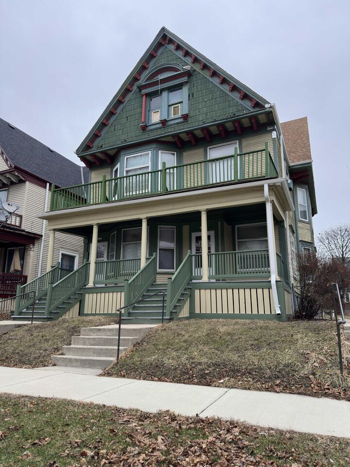 Property Photo:  2664 N 2nd St 2666  WI 53212 