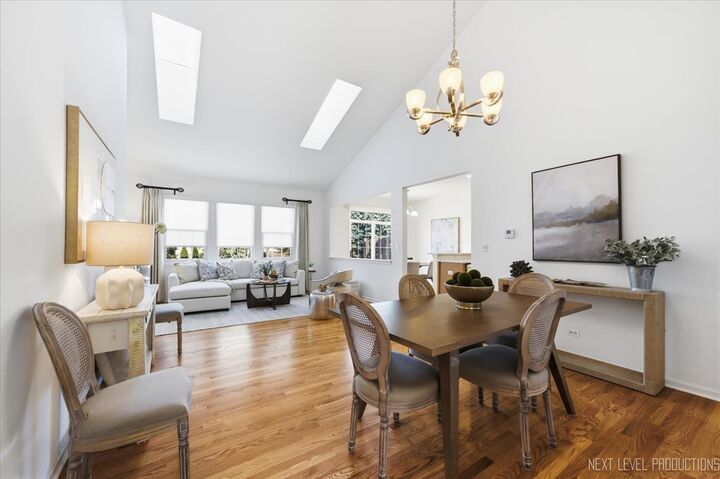 Property Photo: 869 Cambridge Drive IL 60510