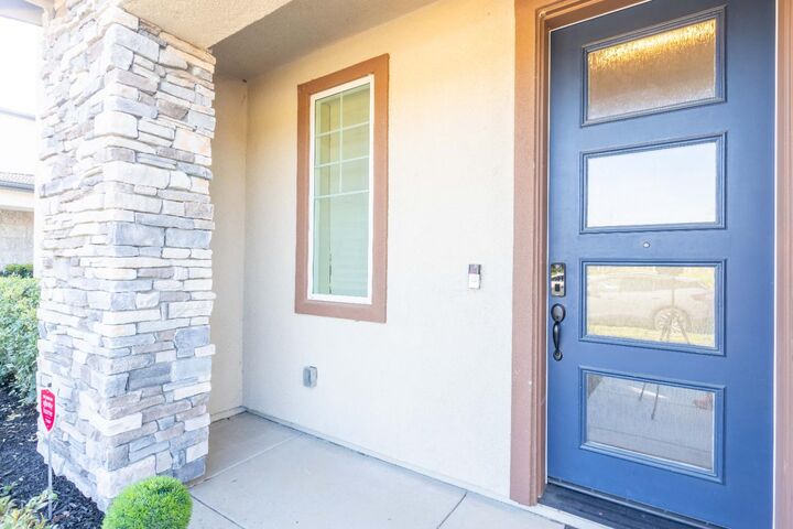 Property Photo: 2909 Hazel Gaze Street CA 95833