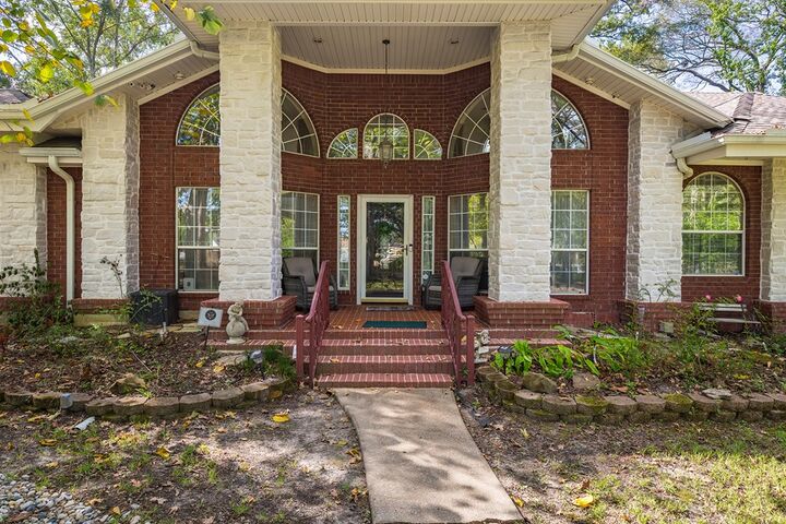 Property Photo: 3306 South Chestnut TX 75901
