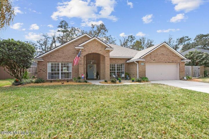 Property Photo: 5240 Camelot Forest Drive FL 32258