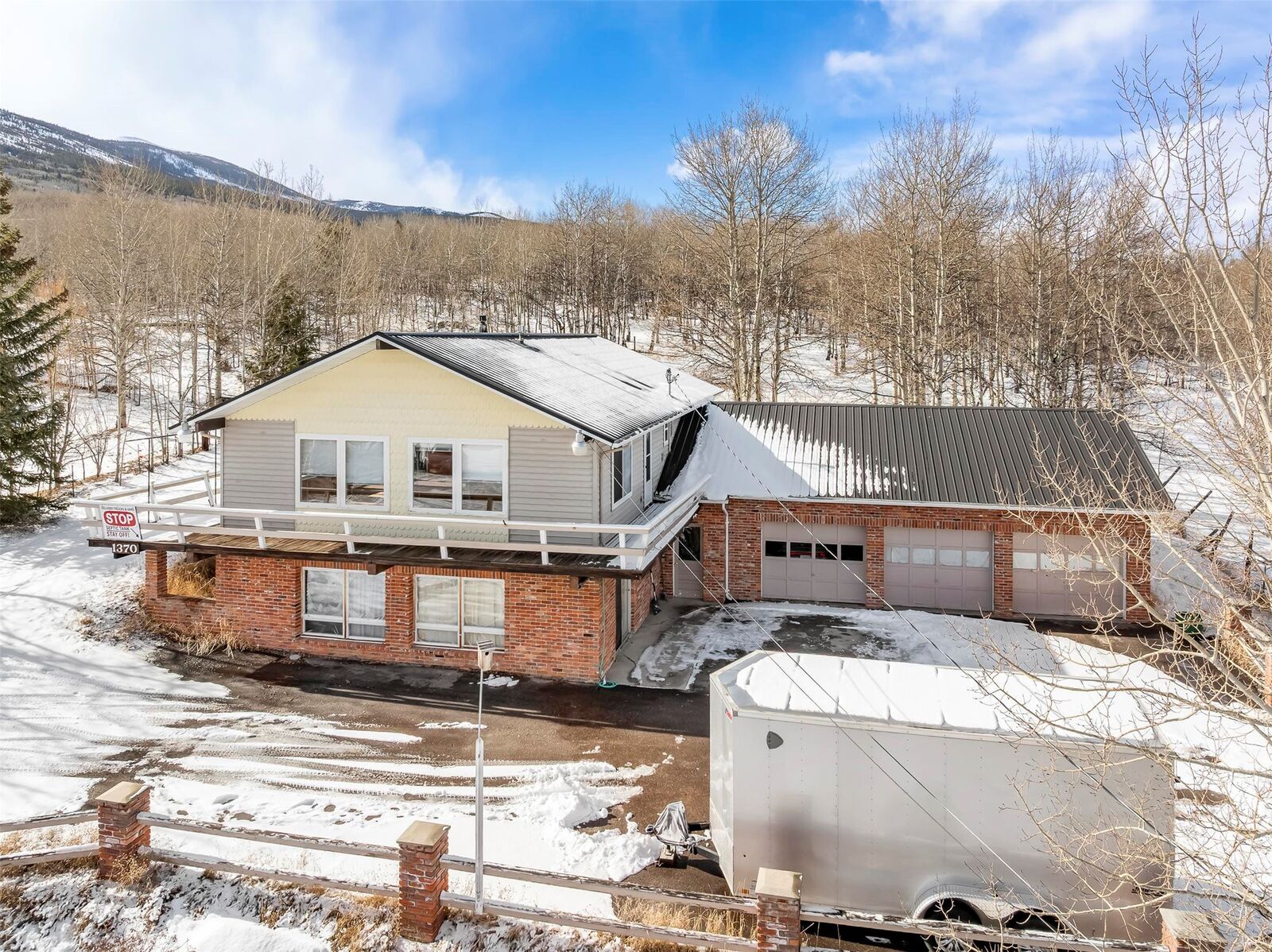Property Photo:  1370 Sunnyside Road  MT 59711 