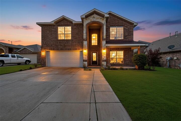 Property Photo:  1066 Carpenter Court  TX 75166 