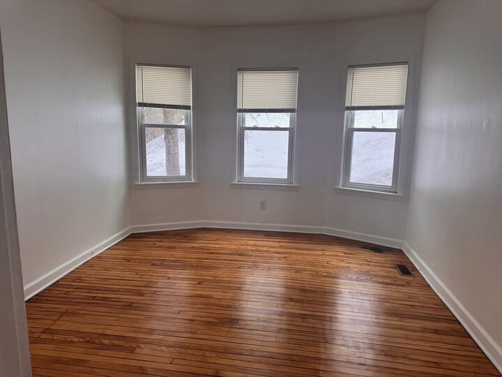 Property Photo: 100 Elliot Street 1 MA 01605