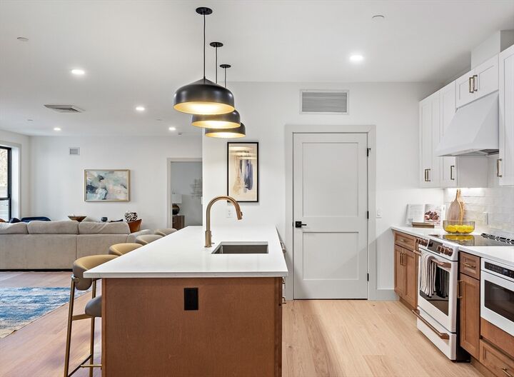 Property Photo:  1025 Massachusetts Avenue 204  MA 02476 