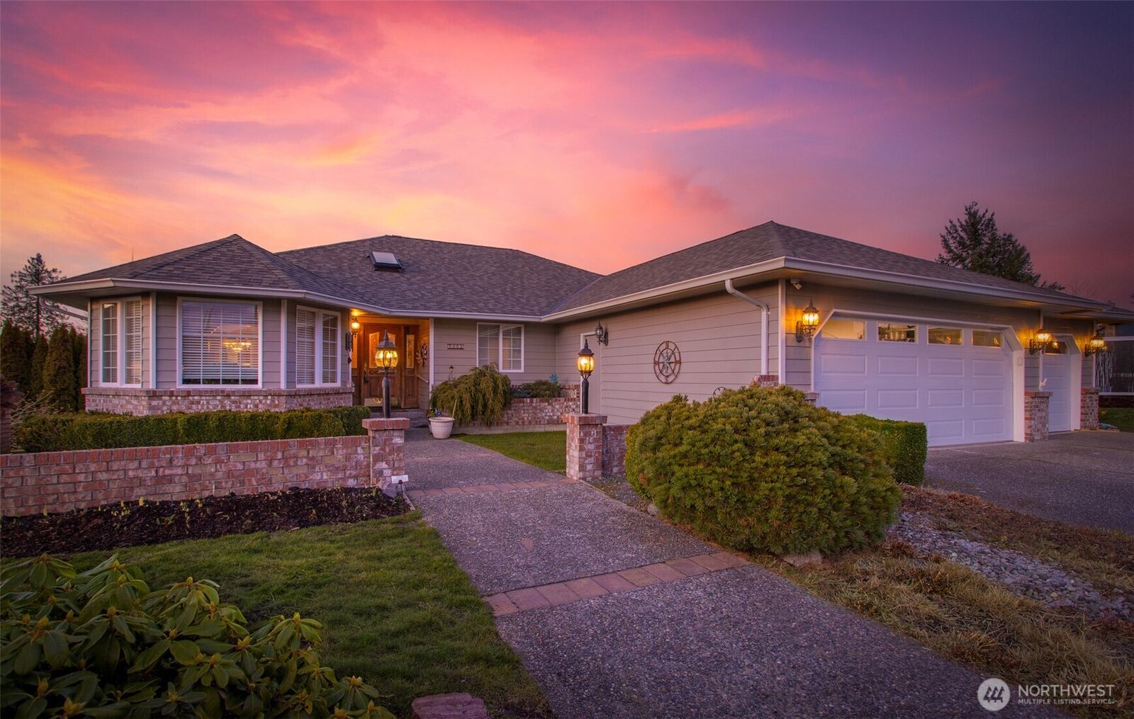 Property Photo:  7001  57th Street NE  WA 98270 