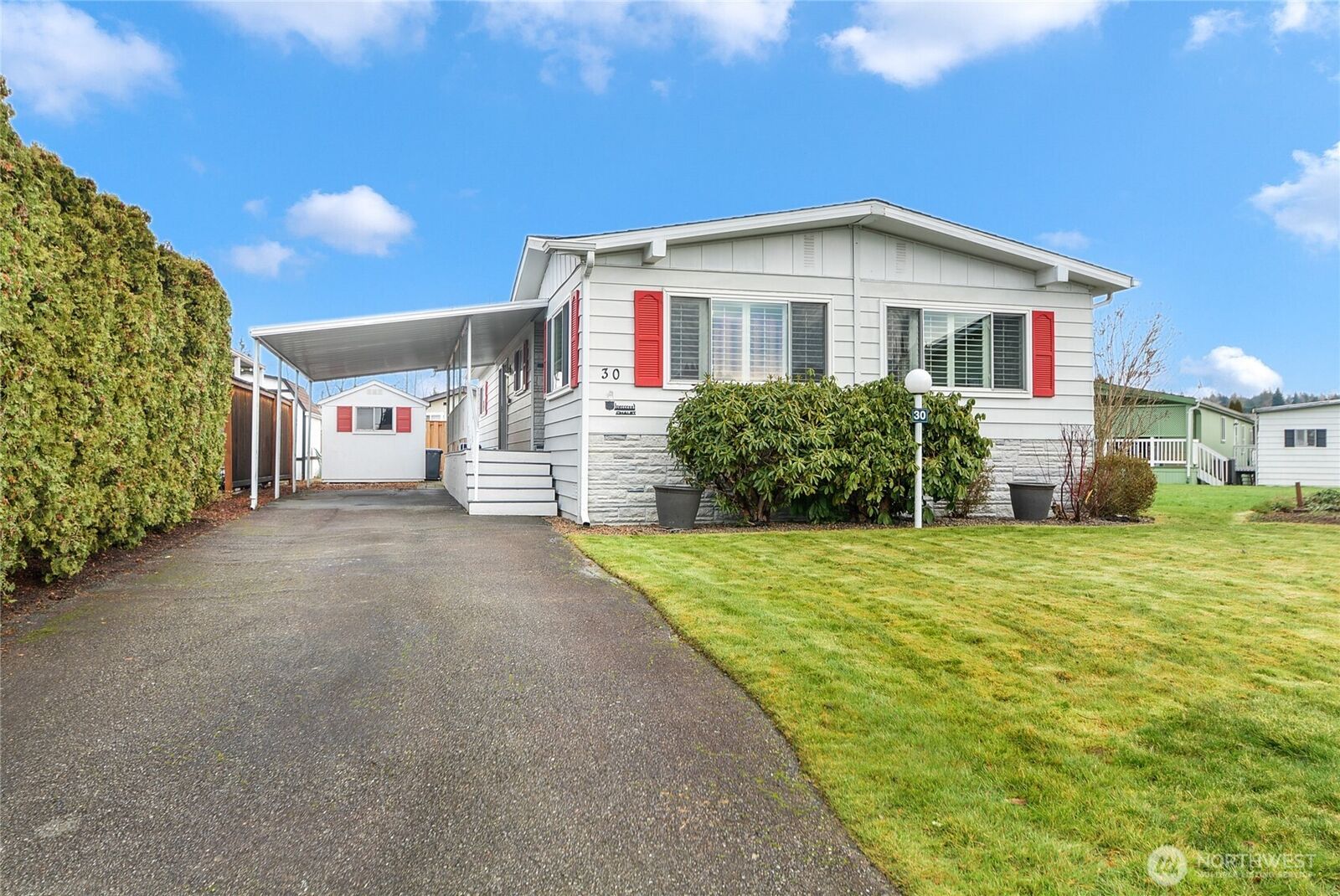 Property Photo:  5900  64th Street NE 30  WA 98270 