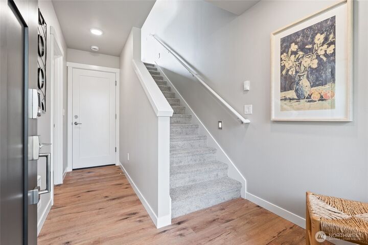 Property Photo:  14424  Madison Way D1  WA 98087 