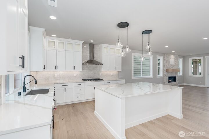 Property Photo: 20316 94th Drive NE WA 98011