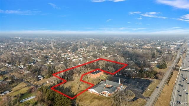 Property Photo: 30330 Schoolcraft Road MI 48150