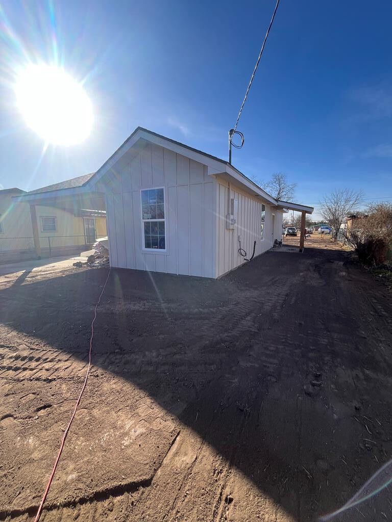 Property Photo: 633 W Ave Z TX 76903