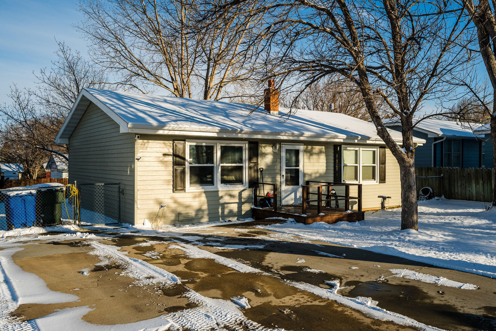 Property Photo:  1445 North Heights Lane  WY 82801 