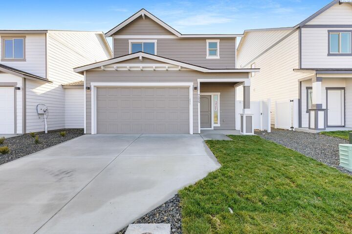 Property Photo:  7559 Grapevine Ct  WA 99353 