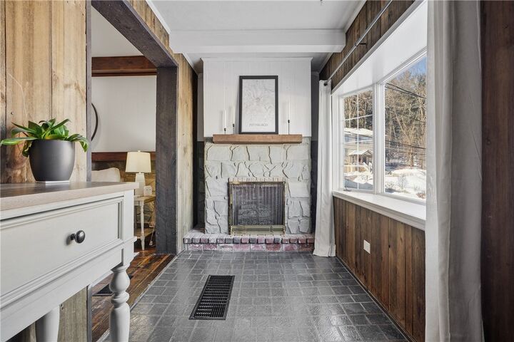 Property Photo:  114 Montville St  PA 15214 