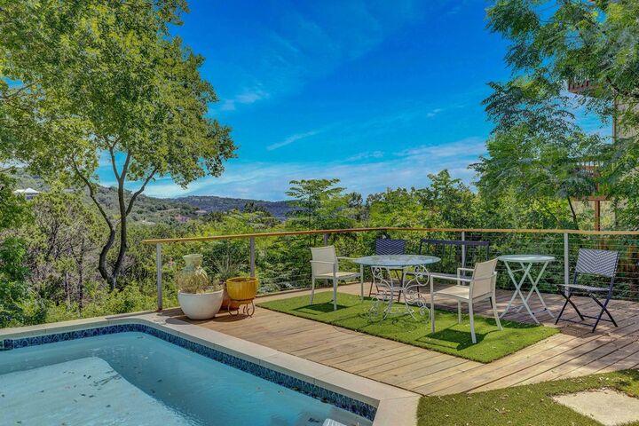 Property Photo:  2419 Trail Of Madrones  TX 78746 