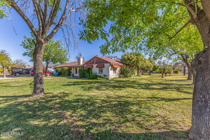 Property Photo:  6201 N 9th Place  AZ 85014 